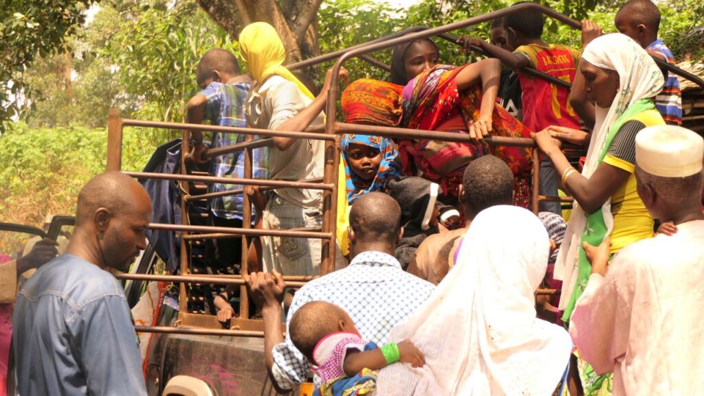 Cameroon: Nearly 4,600 people displaced in one month in English-speaking regions refugees outflux