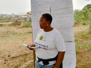 Etonde Mbella Marie Noel of SYNAPARCAM Women Wing, Mbonjoh Souza