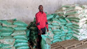 Farmer Collects Fertilizer, Appreciates BAFCOOP