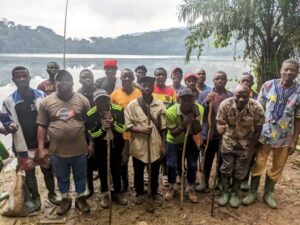 Villagers at Lake Bermin