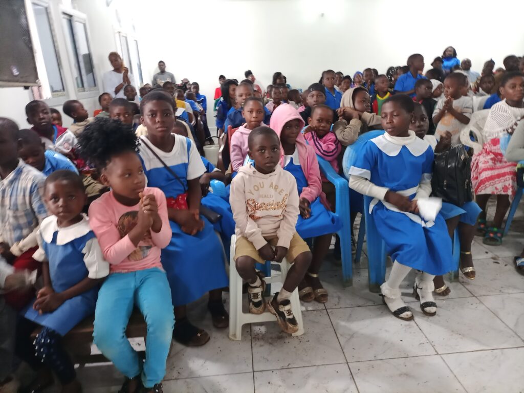 Cross Section of Laureates at Ceremony