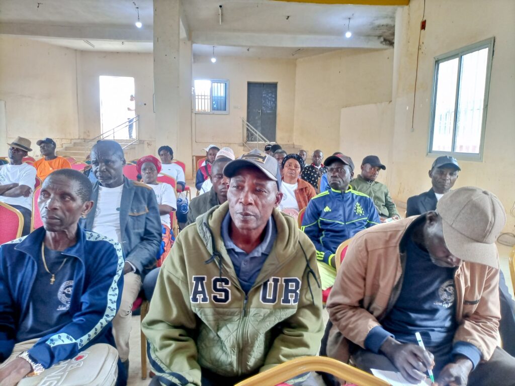 Farmers Following up Deliberations at the Meeting