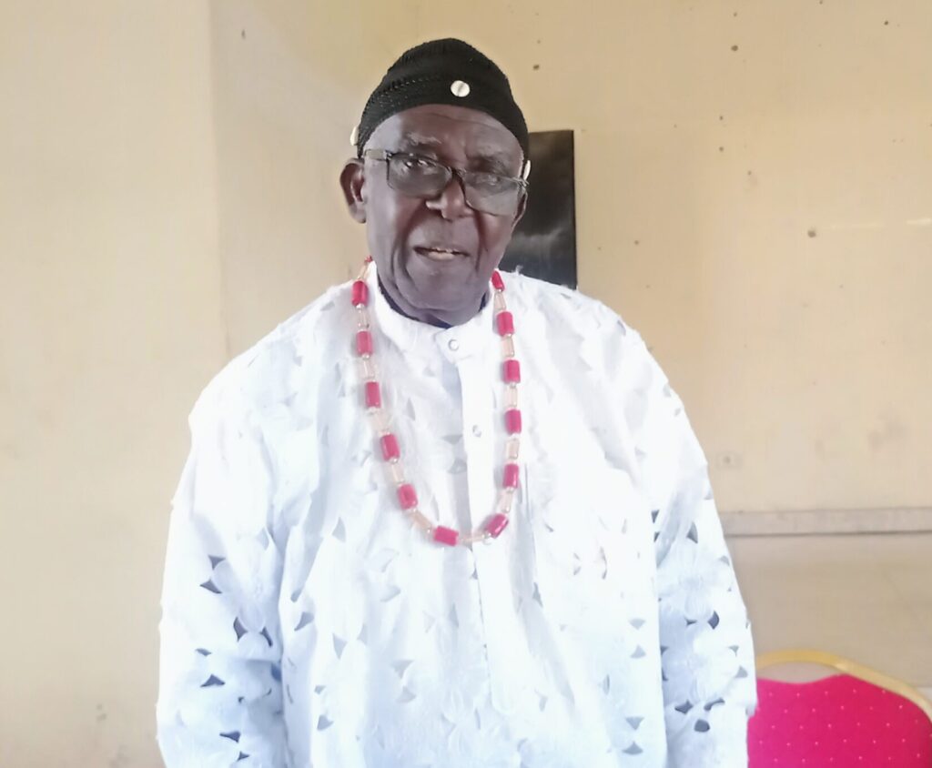 HRM Chief Nnane Nnoko Emmanuel, Paramount Ruler of Bangem, Cautions Contractors