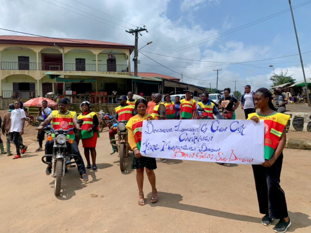 DD MINHDU, KM, Right with Stakeholders at Squares Bangem